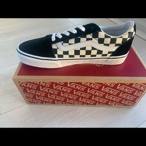 BNIB checkered vans
